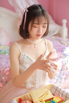 可怜的校花性奴陈若雪